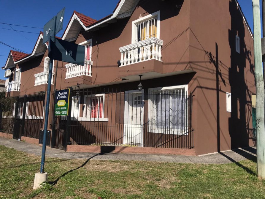 DUPLEX
