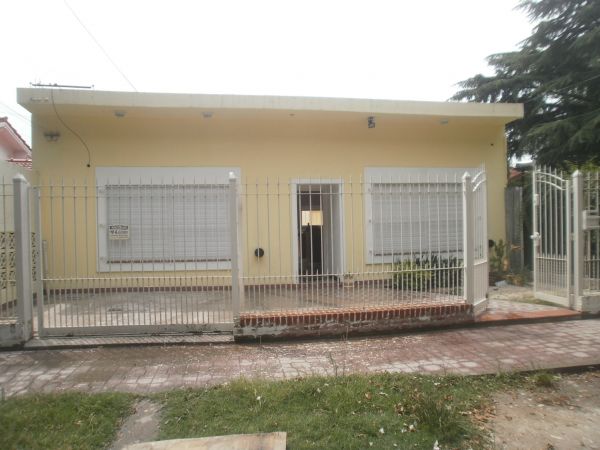 HERMOSA CASA EN CORIMAYO!! 2 DORMITORIOS + 2 COCHERAS