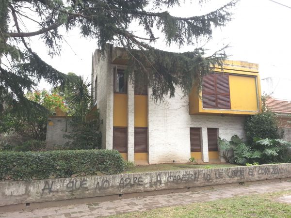 Casa en 2 plantas en venta