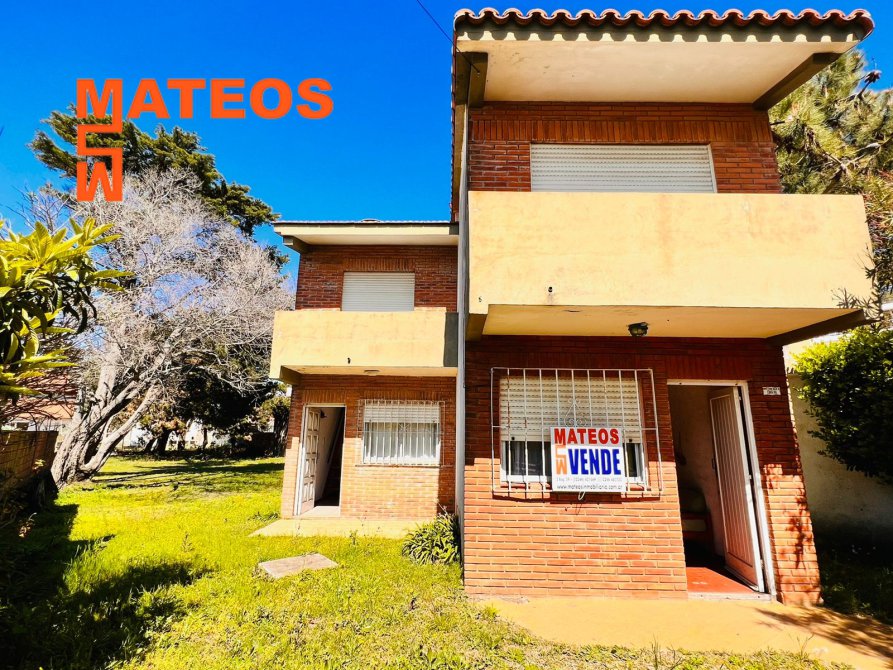 DOS UNIDADES EN BLOCK - CON LOTE PARA 3 UNIDADES MÁS