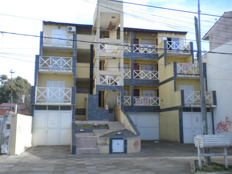 EXCELENTE DEPARTAMENTO  EN ZONA CENTRO