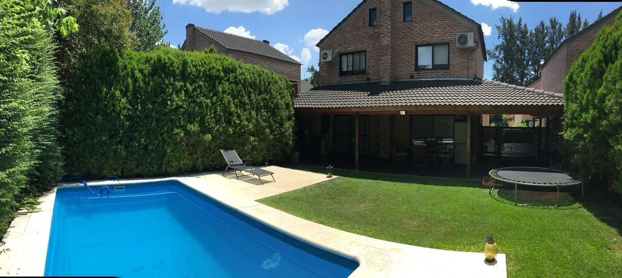 Chalet en condominio cerrado Casuarinas de Canning 3 - APTO CREDITO