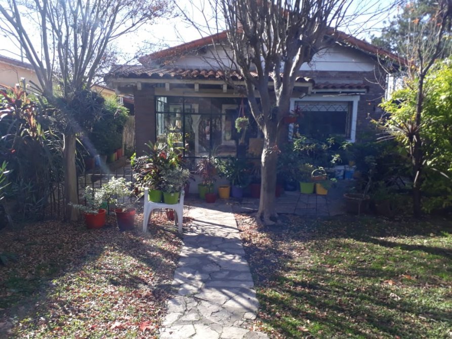 CASA Zuviria 665 - Temperley
