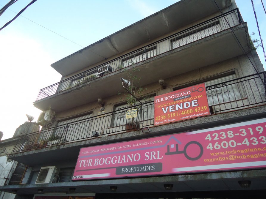 VENDE: DEPARTAMENTO A METROS DE LA ESTACIÓN!