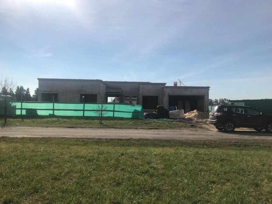 CASA DE 260M2 EN FINCAS DEL ALBA!