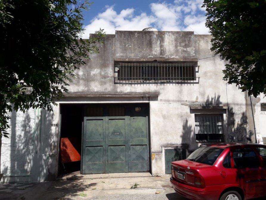 Galpon en venta de 150 m2 aprox - piñeyro