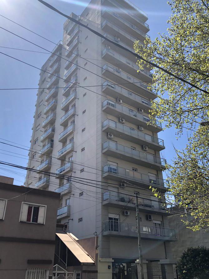 Hermoso Departamento 2 Ambientes, Super Amplio, Impecable, Para Exigentes.