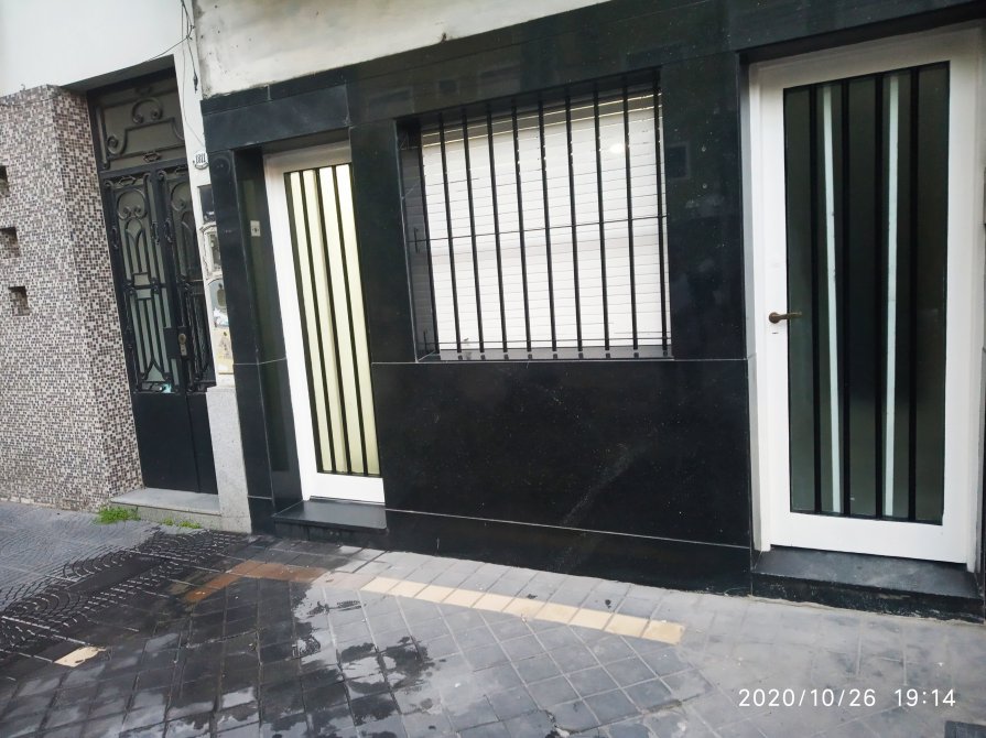 LOCAL AMBIENTADO A OFICINA EN ALQUILER