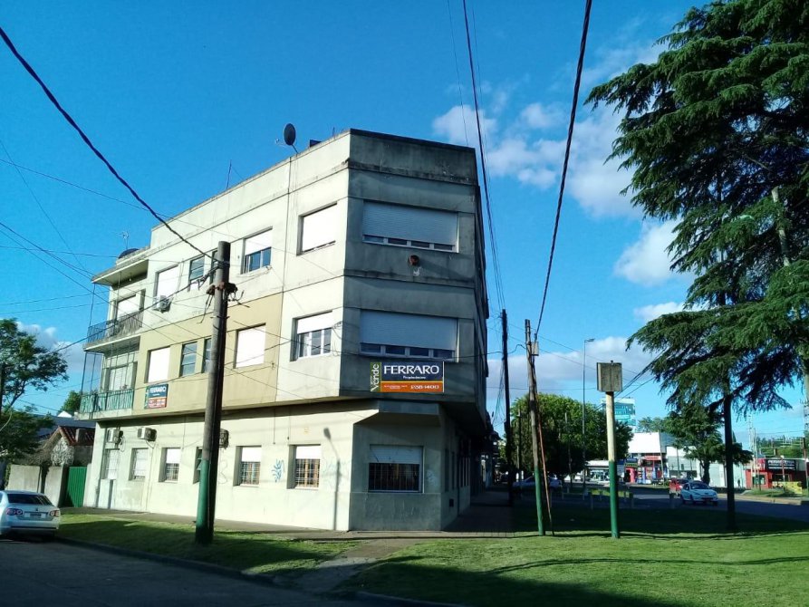 DEPARTAMENTO A LA VENTA