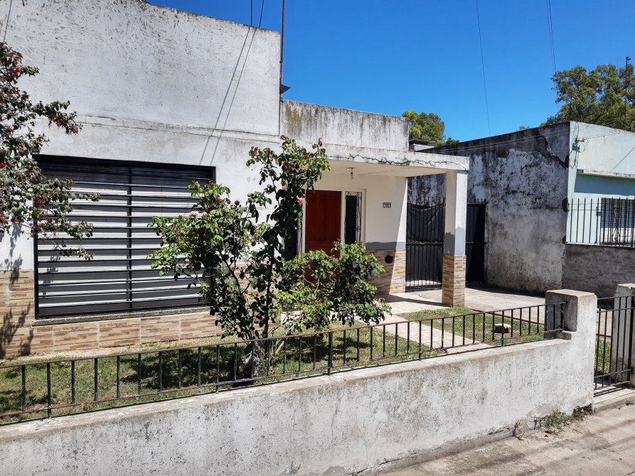 Casa en VENTA en Temperley