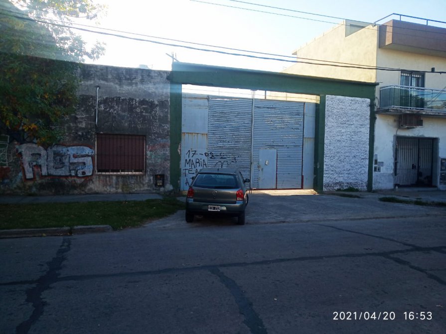 Galpón 10 x  40 alquiler