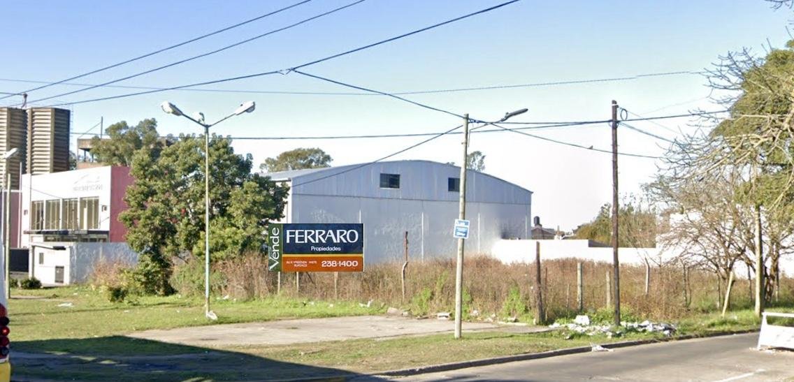 LOTE COMERCIAL EN VENTA
