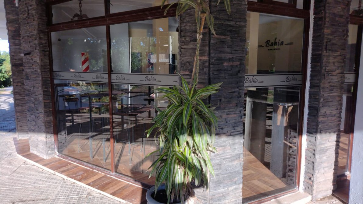 Espectacular Local C/ Vivienda Urquiza 1396,colon. Entre Rios