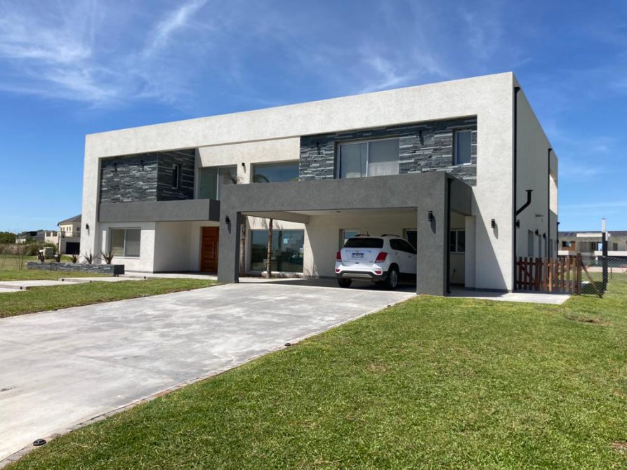 Hermosa casa en venta en Country Club  Providencia Canning