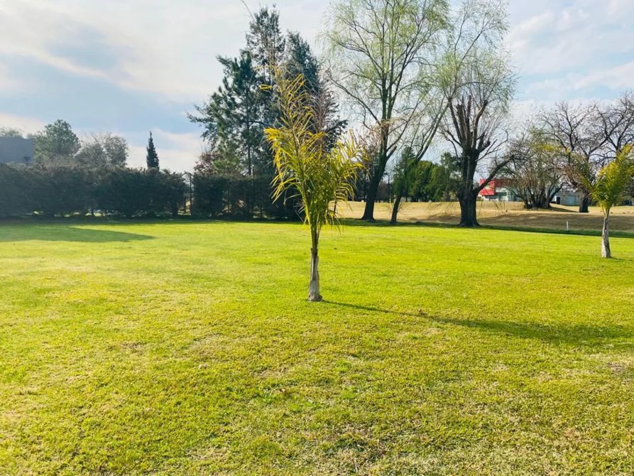VENTA LOTE ÚNICO, VISTA AL GOLF 800 MTS BOCA RATON - PILAR.