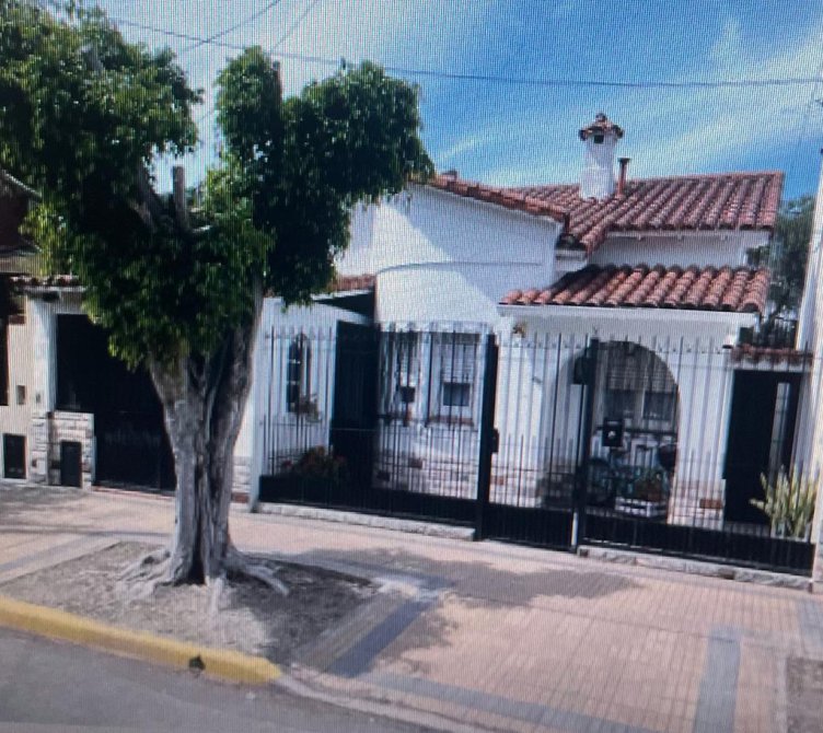 Hermoso Chalet a La Venta en Banfield