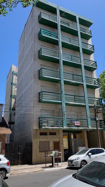 ALQUILER - DEPARTAMENTO 2 AMBIENTES - P/ 4 PERSONAS - COCHERA CUBIERTA - WIFI