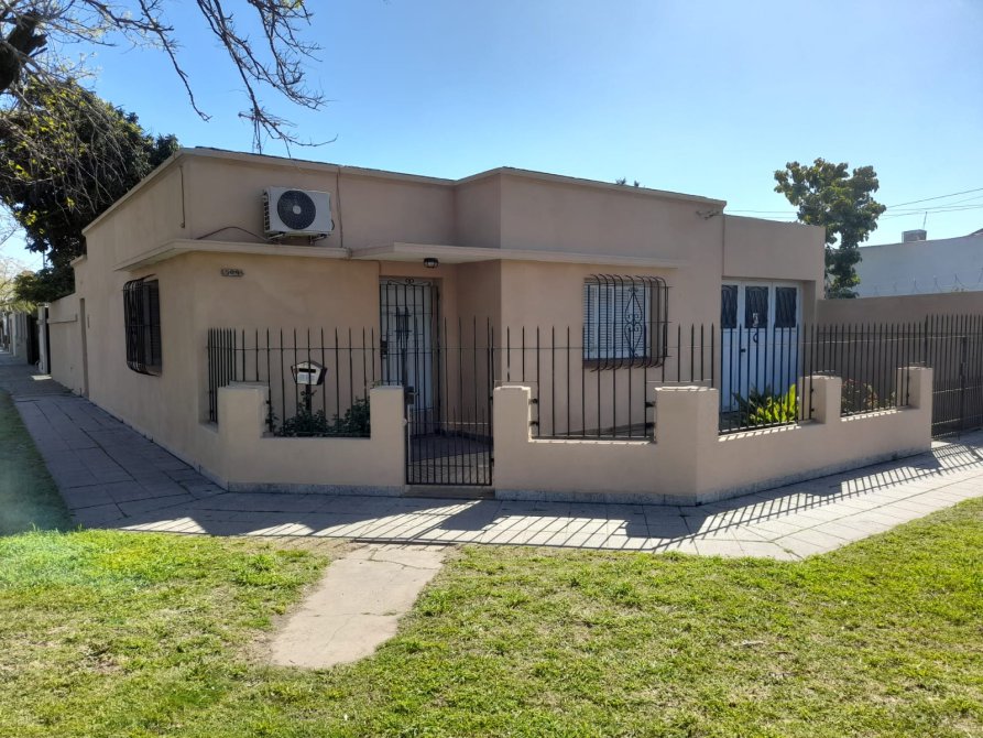 Hermosa Casa Americana en Burzaco