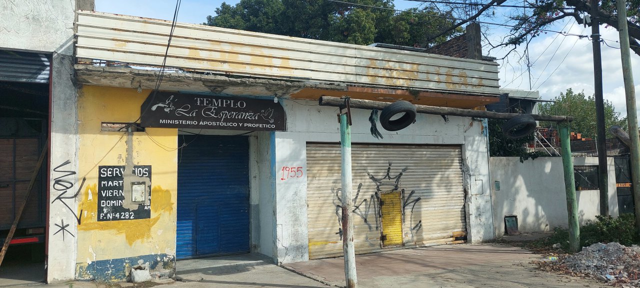 Local en venta c/ salon y vivienda en P.A.