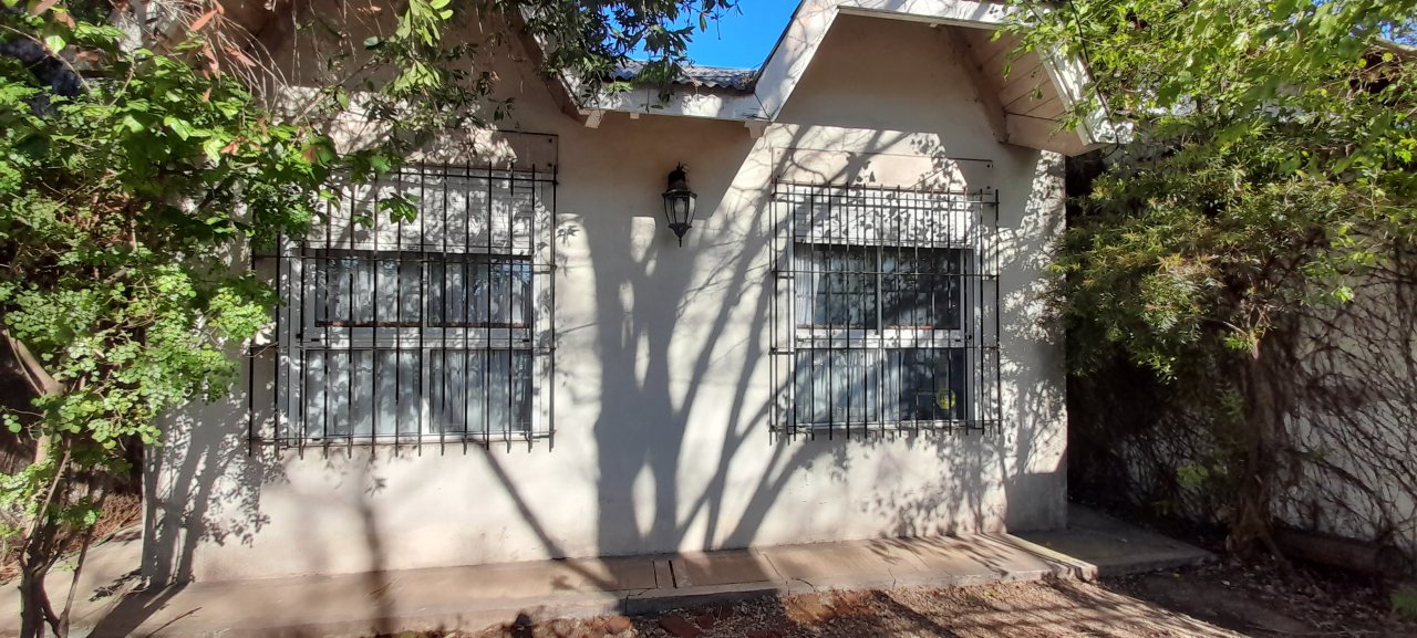VENDE: CASA