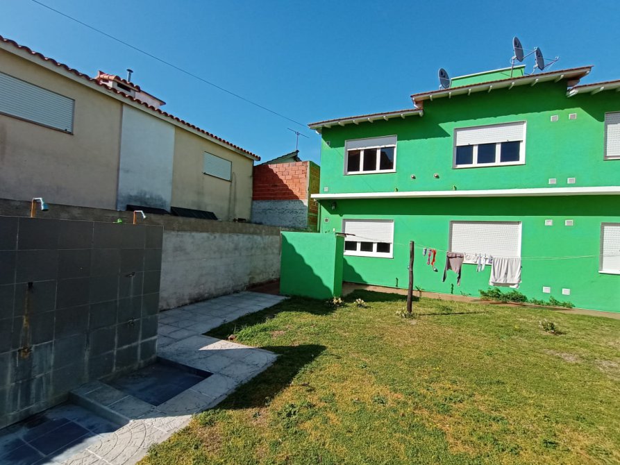 DEPARTAMENTOS EN VENTA EN BLOCK SANTA TERESITA