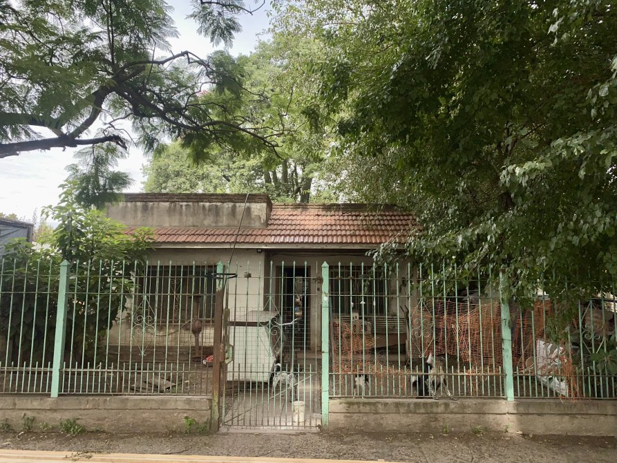 CASA EN VENTA SOBRE DOS LOTES