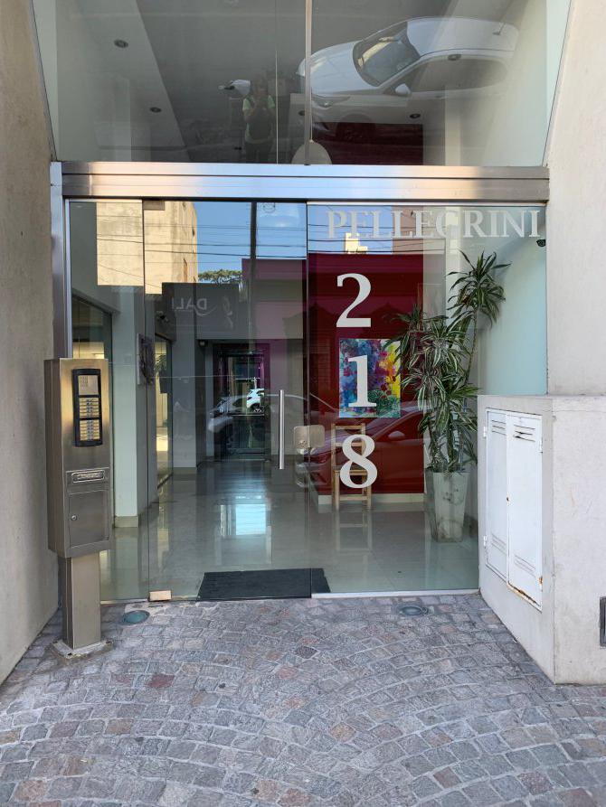 ALQUILER 2 AMBIENTES EN LOMAS DE ZAMORA. APTO VIVIENDA O PROFESIONAL