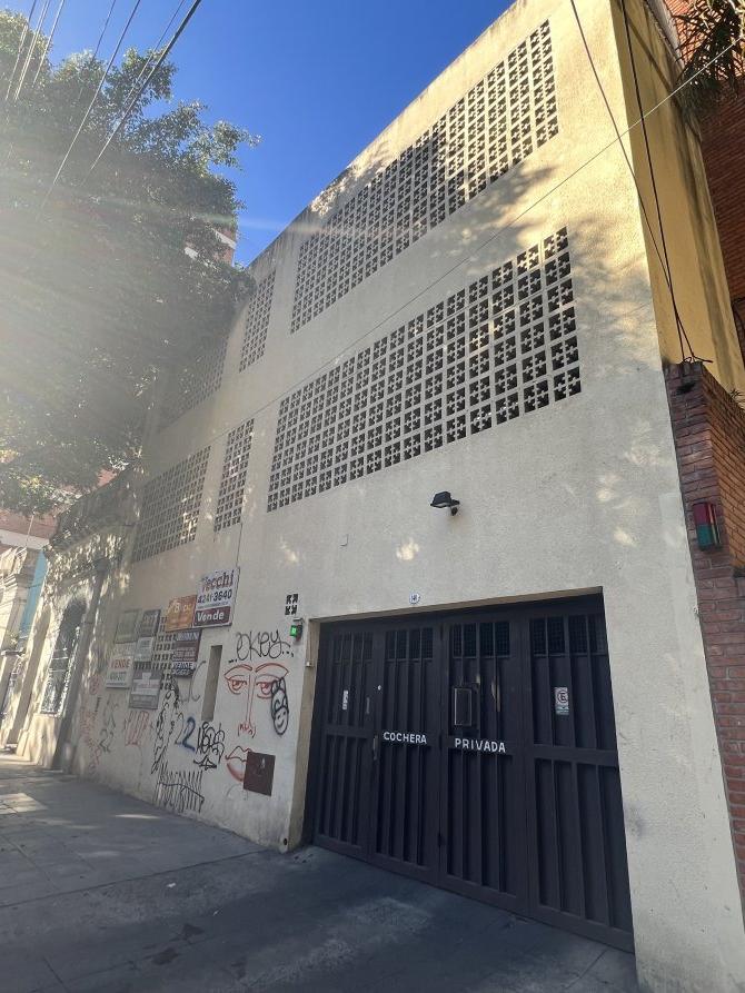 Cochera Techada en Alquiler, Pleno Lanúsita. Apto auto