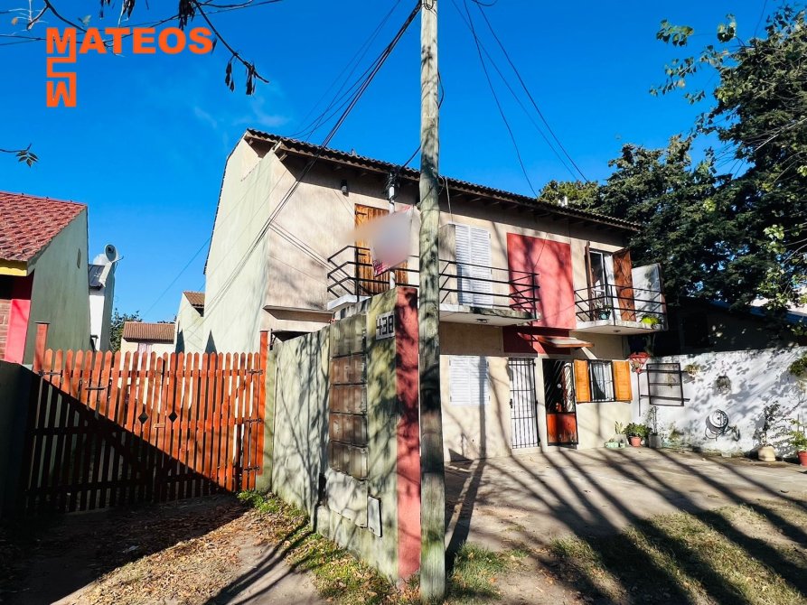 DUPLEX EN MAR DEL TUYU A 400 METROS DEL MAR