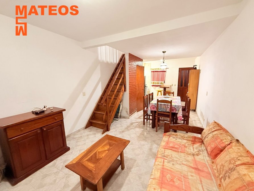 VENTA DÚPLEX AL FRENTE 3 AMBIENTES A 100 MTS DEL MAR