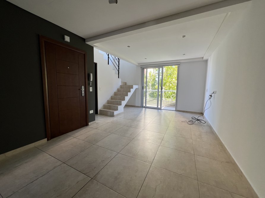 Venta, El Mejor 3 Amb C/ Escritorio y Cochera, en Duplex. Pleno Lanúsita