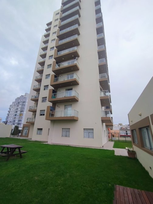 DEPARTAMENTO  VENTA SANTA TERESITA