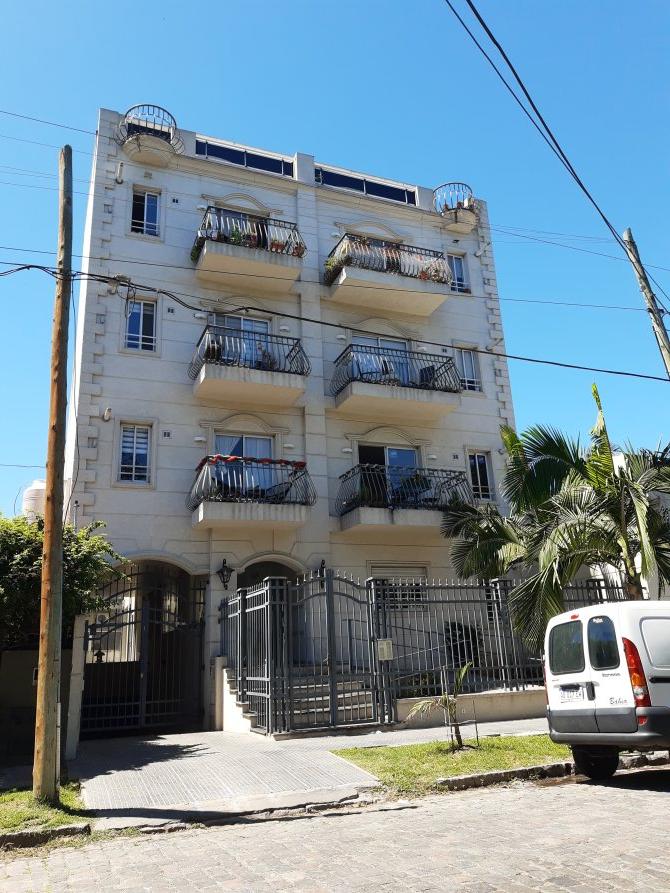 Adrogue Departamento en alquiler