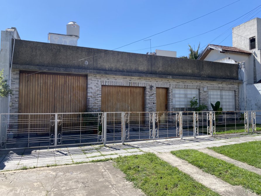 CASA AMERICANA EN VENTA