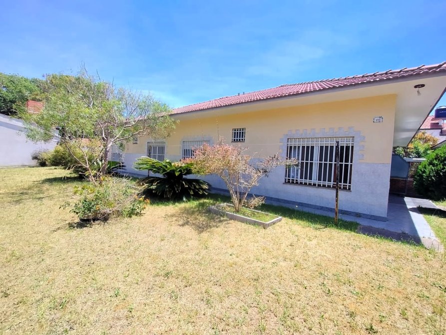 VENTA EN BLOCK 5 DPTOS MAR DEL TUYU A METROS DEL MAR