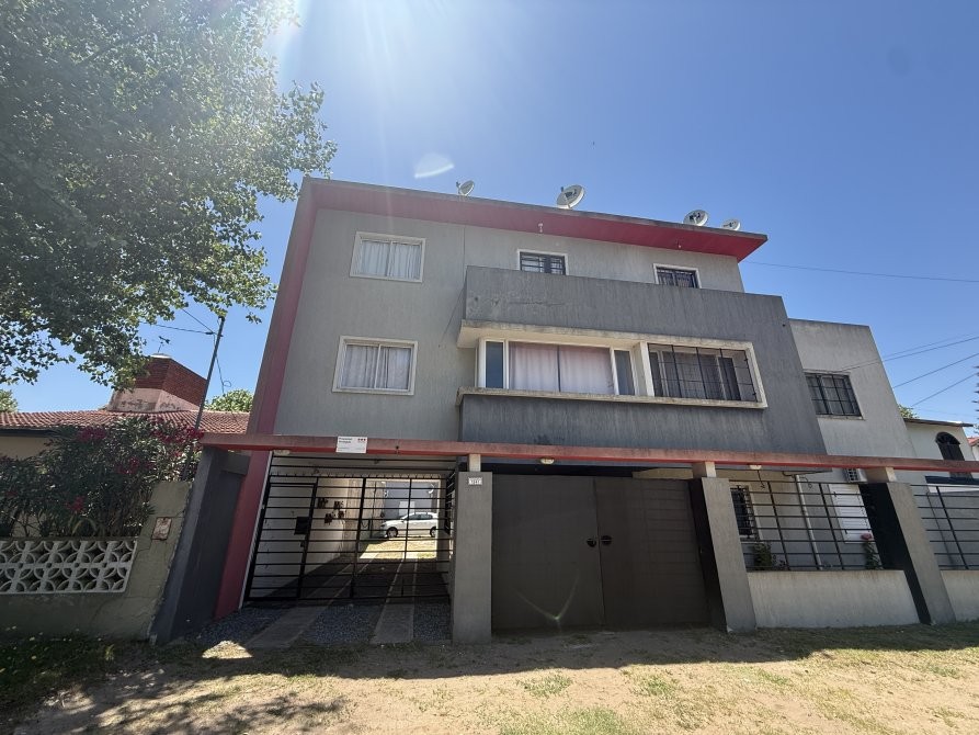 Venta departamento dos ambientes en Mar de Ajo con cochera