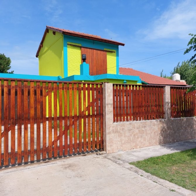 Venta Casa 4 ambientes + departamento 2 ambientes en Nueva Atlantis