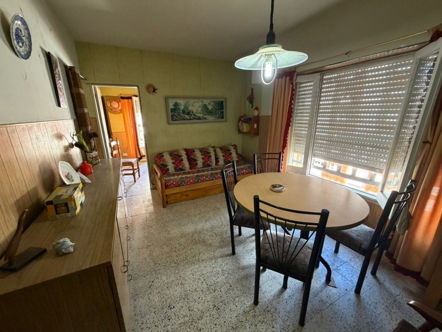 Venta Departamento Dos Ambientes - Mar De Ajo Con Vista Pequeña Al Mar