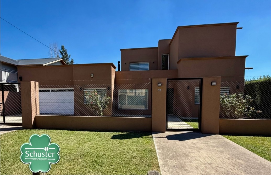 VENTA MODERNA CASA B LINKS 1200m2 3 DORM 3 BAÑOS PLAYROOM QUINCHO PISCINA- Apto credito