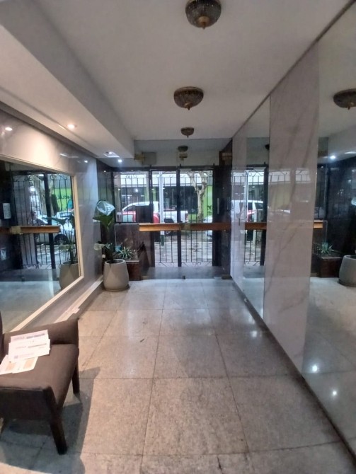 Amplio departamento 4 ambientes en pleno centro de Monte Grande venta apto credito