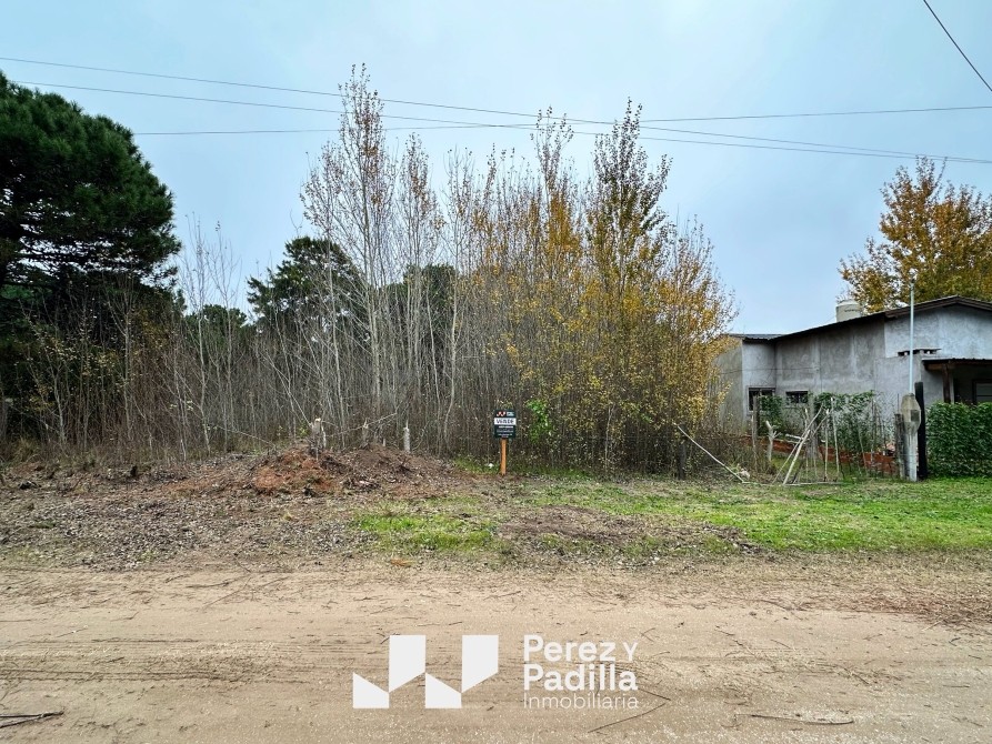 Terreno ante esquina en Nueva Atlantis de 500 M2 - 7 cuadras del mar