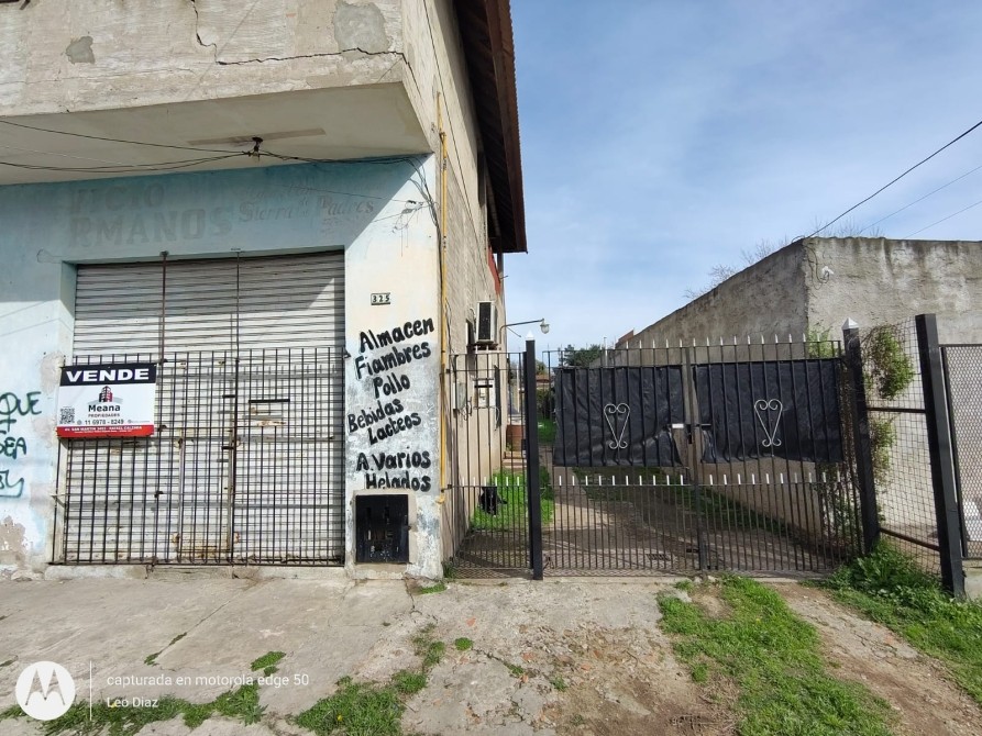 CASA EN VENTA 3 AMB. CON LOCAL EN CLAYPOLE