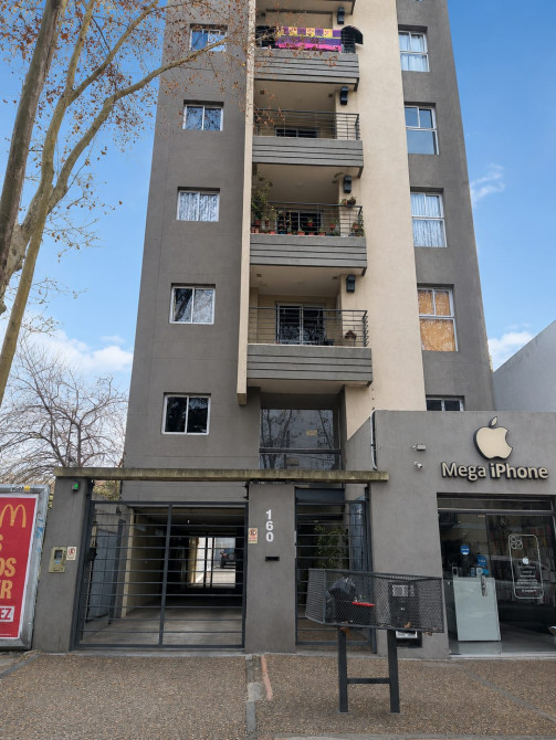 Hermoso departamento 3 ambientes con balcón en excelente ubicación en Monte Grande