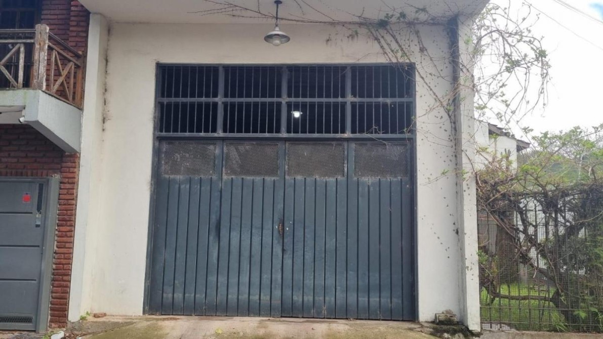 Se Vende Galpon en zona semi industrial para pyme