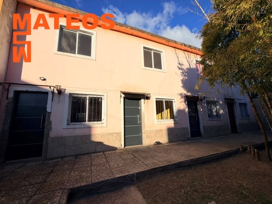 DUPLEX EN VENTA ATRÁS EN MAR DEL TUYU A 50 METROS DE AVENIDA 58