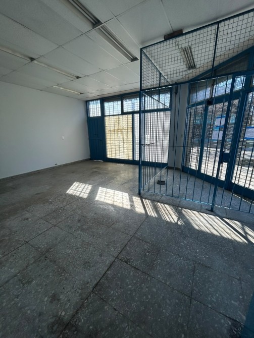 Local en Alem de 80 mts²
