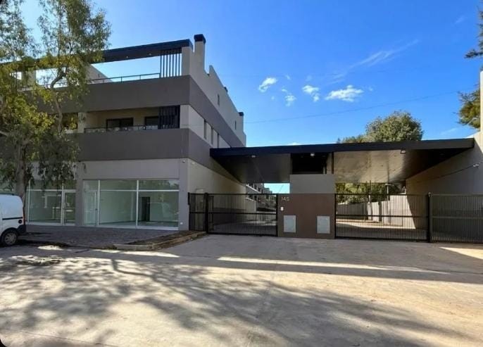 Departamento 2 Ambientes Con Terraza y quincho en alquiler. Condominio Ayres Del Sur - Canning